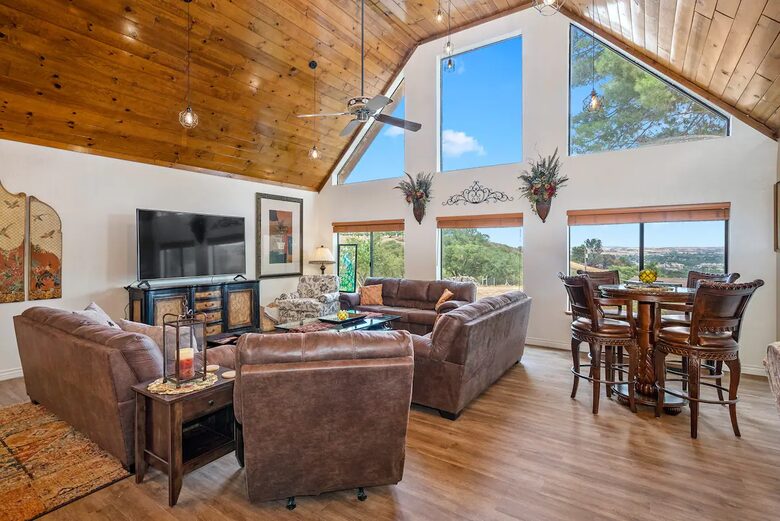 Serene Country Estate with Pickleball & Hot Tub - Paso Robles, California