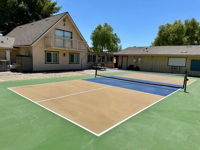 Serene Country Estate with Pickleball & Hot Tub - Paso Robles, California