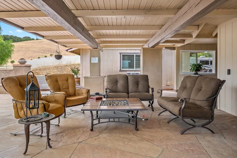 Serene Country Estate with Pickleball & Hot Tub - Paso Robles, California