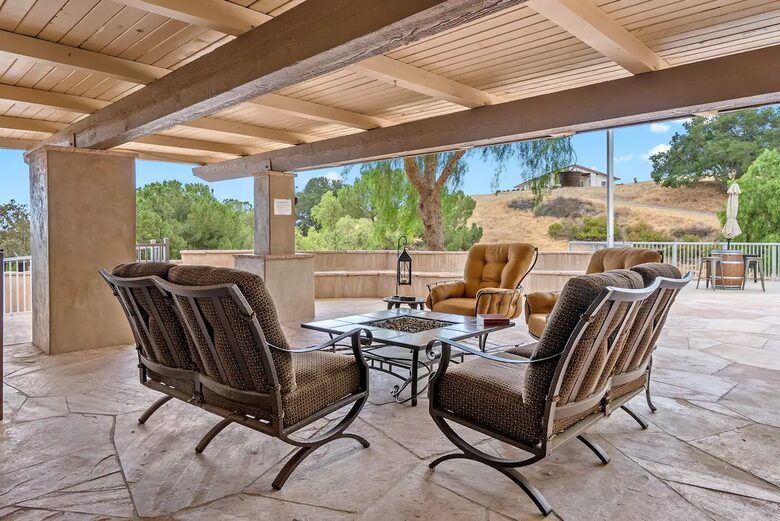 Serene Country Estate with Pickleball & Hot Tub - Paso Robles, California