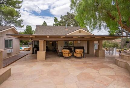 Serene Country Estate with Pickleball & Hot Tub - Paso Robles, California