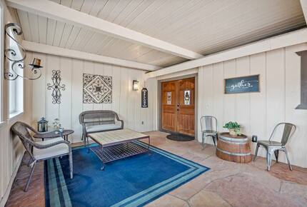 Serene Country Estate with Pickleball & Hot Tub - Paso Robles, California