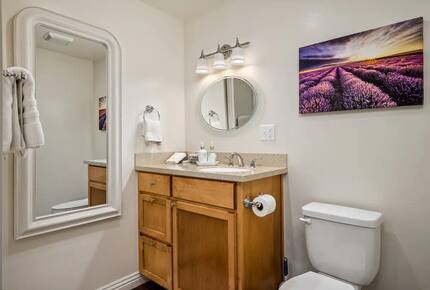 Serene Country Estate with Pickleball & Hot Tub - Paso Robles, California