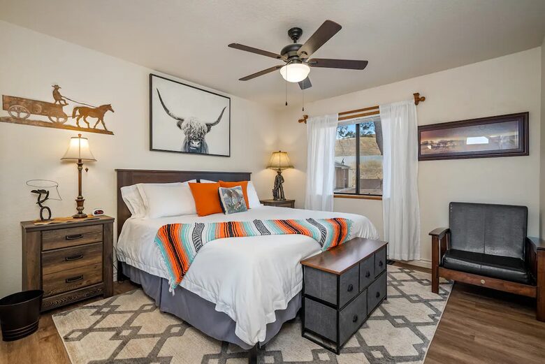 Serene Country Estate with Pickleball & Hot Tub - Paso Robles, California