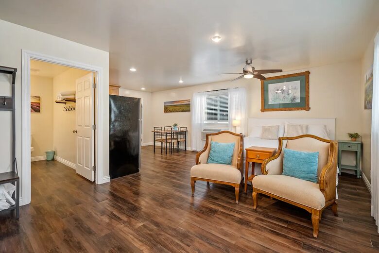 Serene Country Estate with Pickleball & Hot Tub - Paso Robles, California