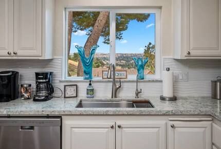 Serene Country Estate with Pickleball & Hot Tub - Paso Robles, California