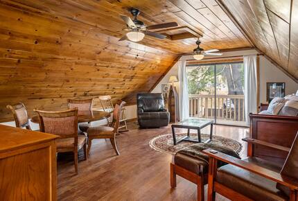 Serene Country Estate with Pickleball & Hot Tub - Paso Robles, California