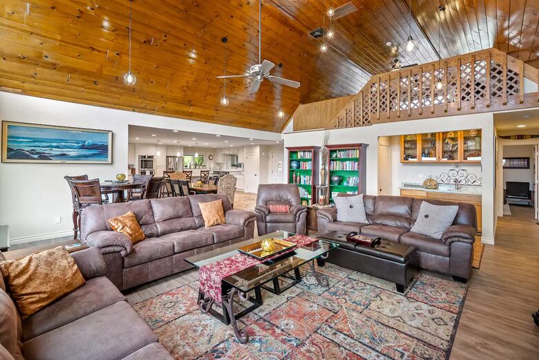 Serene Country Estate with Pickleball & Hot Tub - Paso Robles, California