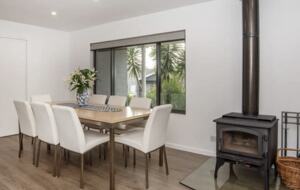 Waterfall Gully Retreat with Pool - Rosebud, Australia