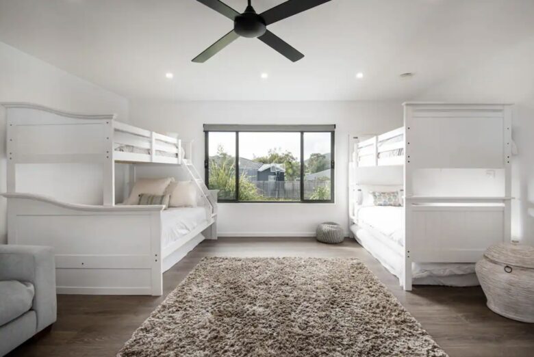 Waterfall Gully Retreat with Pool - Rosebud, Australia