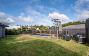 Waterfall Gully Retreat with Pool - Rosebud, Australia