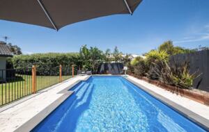 Waterfall Gully Retreat with Pool - Rosebud, Australia