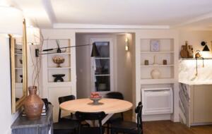 Elegant Parisian Apartment with Patio - Paris, France