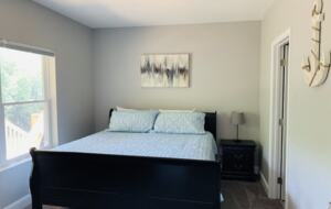 The Norris Nook Lakefront Getaway - LaFollette, Tennessee