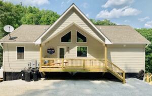 The Norris Nook Lakefront Getaway - LaFollette, Tennessee