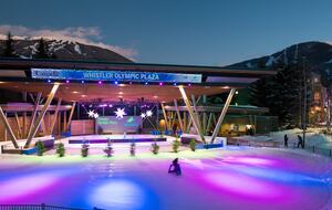 The Escape Whistler | Cozy Marketplace Residence in the Village - Whistler, Canada