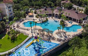 2 Miles From Disney with Private Resort Amenities - Kissimmee, Florida