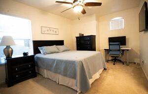 2 Miles From Disney with Private Resort Amenities - Kissimmee, Florida