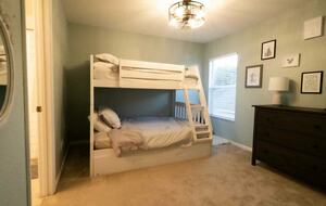 2 Miles From Disney with Private Resort Amenities - Kissimmee, Florida