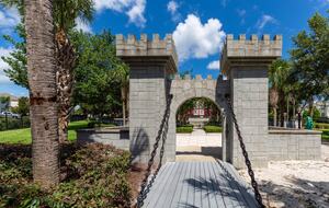 2 Miles From Disney with Private Resort Amenities - Kissimmee, Florida