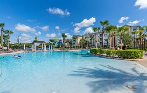 2 Miles From Disney with Private Resort Amenities - Kissimmee, Florida