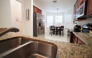 2 Miles From Disney with Private Resort Amenities - Kissimmee, Florida