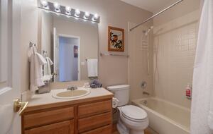 Full Bathroom Level 1