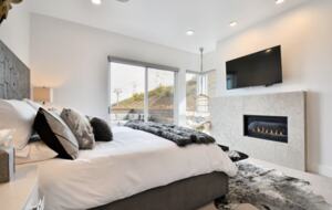 Premier Ski-In/Ski-Out Apex Townhome with Private Hot Tub - Park City, Utah