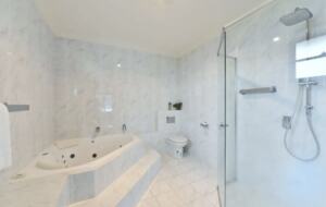 Hunter Manor House - Nulkaba, Australia