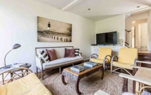 Castaways Beach House | Noosa Beachfront with Pool & Tennis - Castaways Beach, Australia