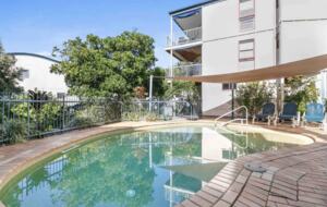 Castaways Beach House | Noosa Beachfront with Pool & Tennis - Castaways Beach, Australia