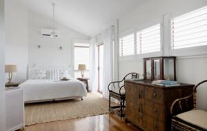 Castaways Beach House | Noosa Beachfront with Pool & Tennis - Castaways Beach, Australia