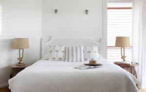 Castaways Beach House | Noosa Beachfront with Pool & Tennis - Castaways Beach, Australia