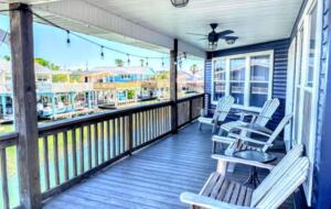 Corner Cove Hideaway - Jamaica Beach, Texas