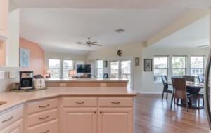 Corner Cove Hideaway - Jamaica Beach, Texas