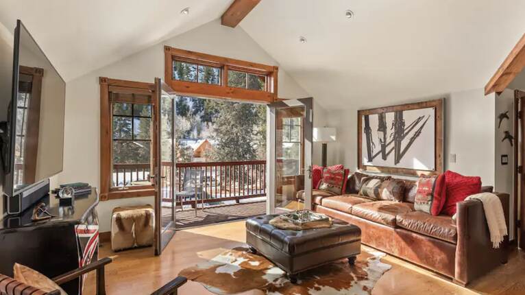 Bright Aspen Mountain Hideaway - Luxury Home Exchange in Aspen ...