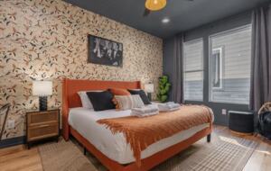 The Vinyl Vault | 6 Minutes from Broadway - Nashville, Tennessee