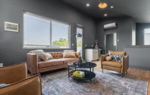 The Vinyl Vault | 6 Minutes from Broadway - Nashville, Tennessee