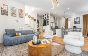 The Vinyl Vault | 6 Minutes from Broadway - Nashville, Tennessee