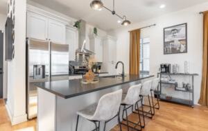 The Vinyl Vault | 6 Minutes from Broadway - Nashville, Tennessee