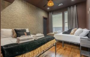 The Vinyl Vault | 6 Minutes from Broadway - Nashville, Tennessee