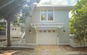 Garage & Crofter from Back Ally Access