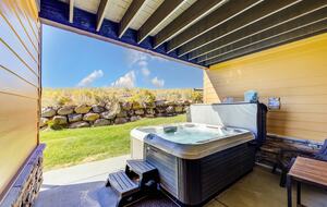 Herber City Hideaway | Beautiful views, Minutes to Park City Resorts, Hot Tub, and more! - Heber City, Utah