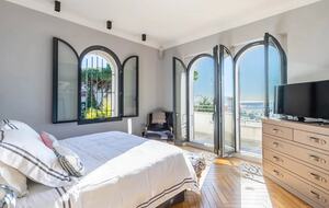 Villa Paradiso - Cannes, France