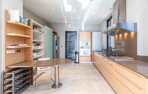 Villa Paradiso - Cannes, France