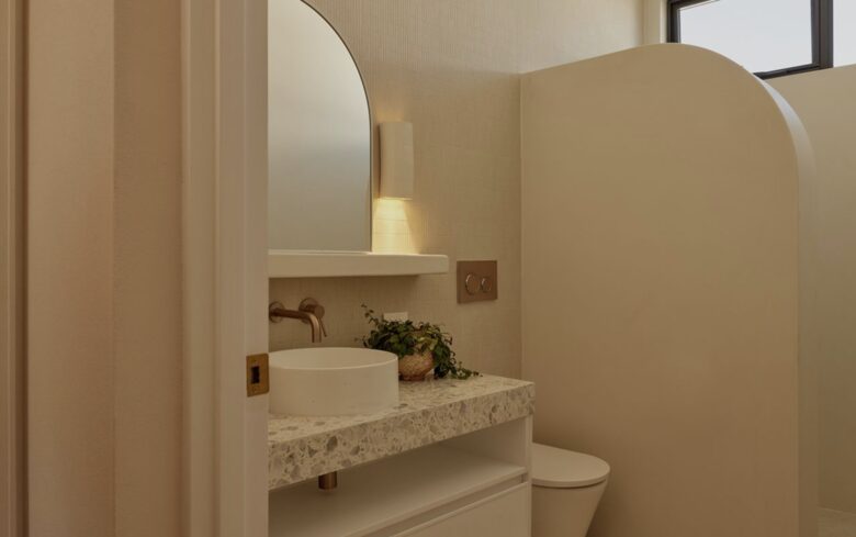 Ammamead House - Byron Bay, Australia