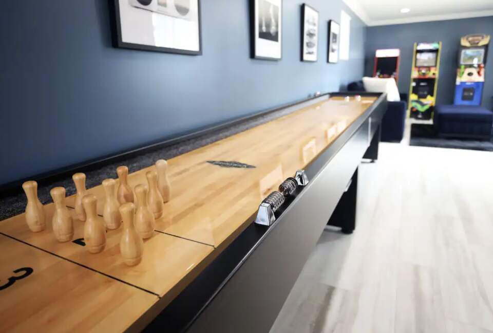 High End Beach House | Steps to Beach - Oxnard, California