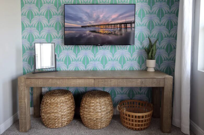 High End Beach House | Steps to Beach - Oxnard, California