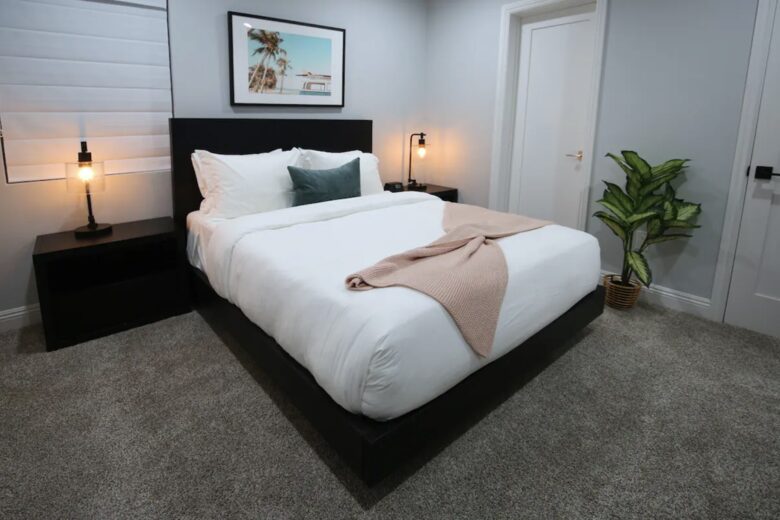 High End Beach House | Steps to Beach - Oxnard, California