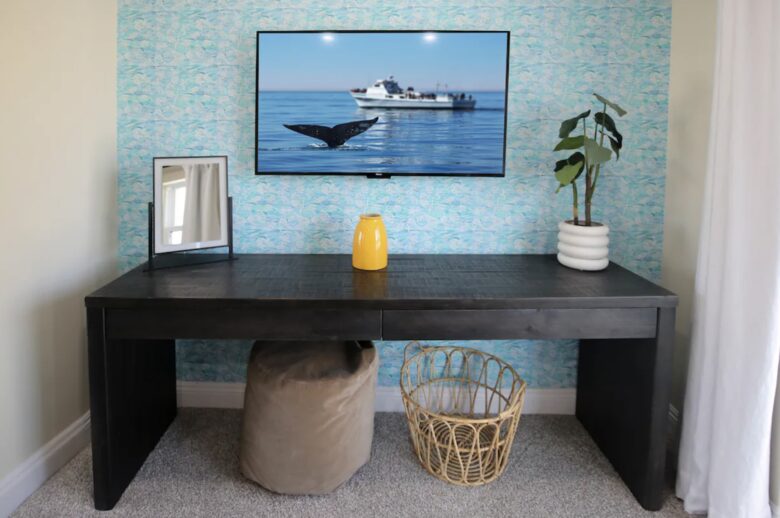 High End Beach House | Steps to Beach - Oxnard, California